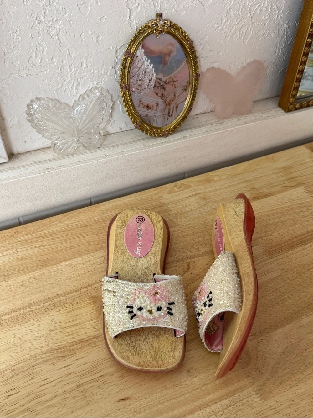 Vintage Hello Kitty Beaded Sandals Kids Size 13 Y2K Kawaii Pearl Sequin Platform